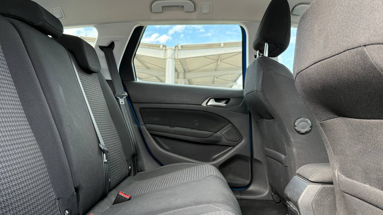 Peugeot 308 SW rear seats